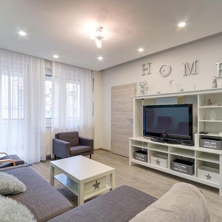 Appartement Victor Hugo à Budapest Extérieur photo